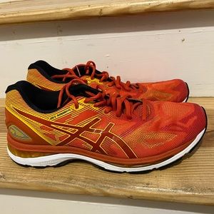 Aasics men’s sneakers 9.5